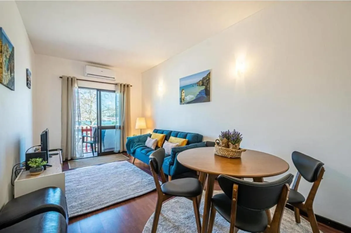 Apartamento Avenida - Sunny Apartment Over The Marina Lagos