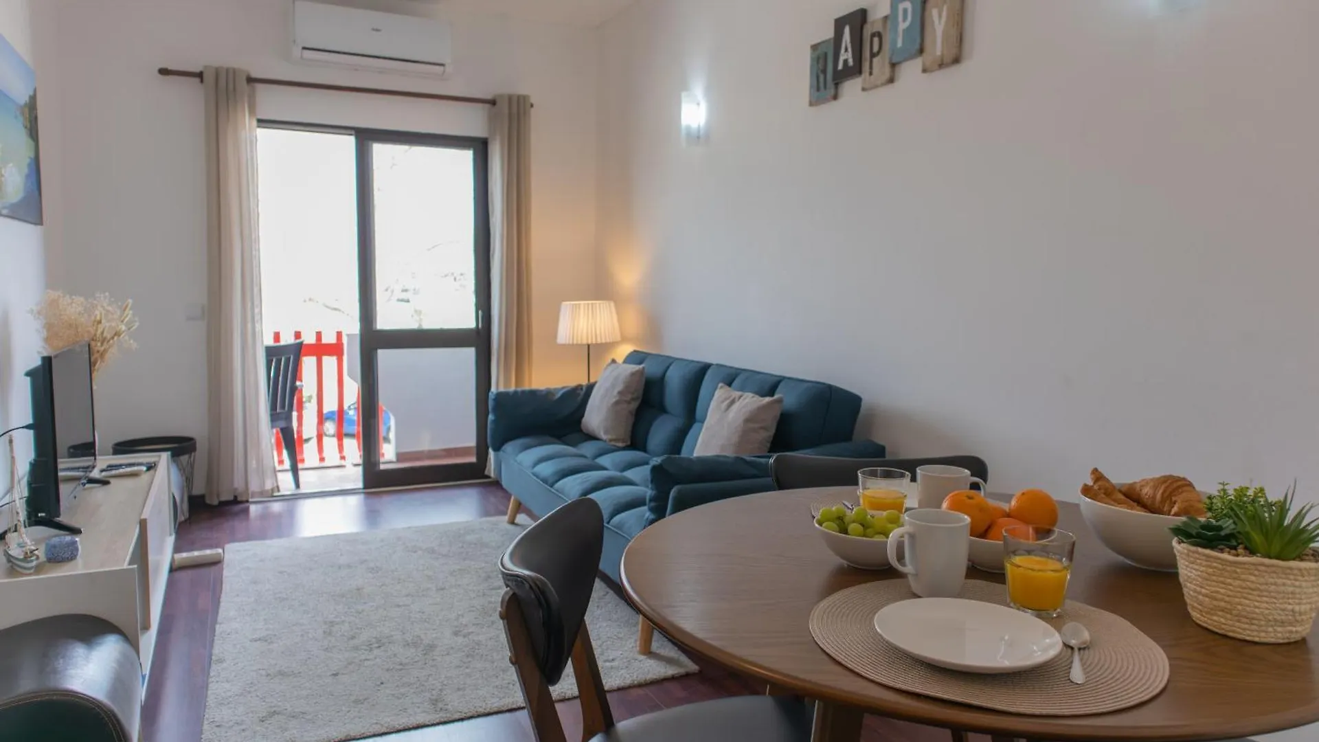 Apartamento Avenida - Sunny Apartment Over The Marina Lagos 0*,