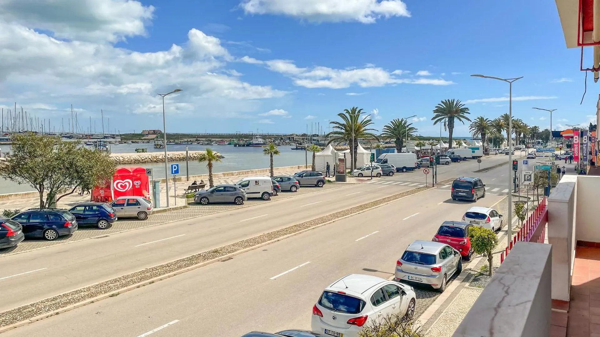 Apartamento Avenida - Sunny Apartment Over The Marina Lagos 0*,  Portugal